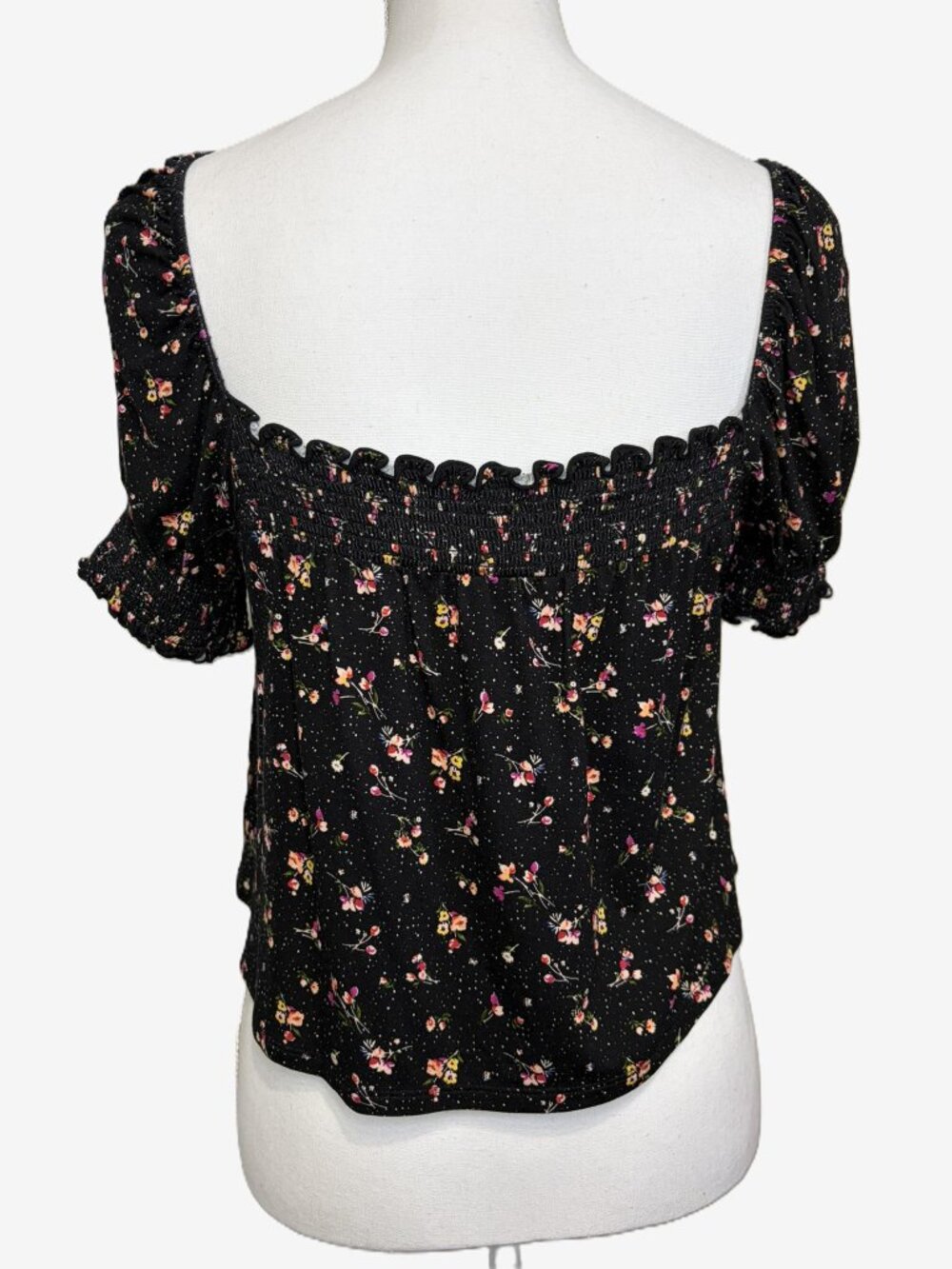 Forever 21 Black Floral Smocked Crop Top Size L Puff Sleeve Cottagecore Boho - Picture 3 of 10